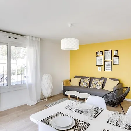 T2 Calme, Fonctionnel Et Spacieux - Proche Paris Apartment *
